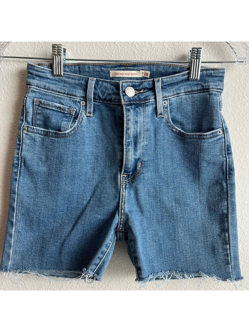Levi's 721 High Rise Skinny Shorts in Blue Denim Sz. 26